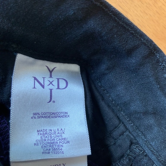 NYDJ slim straight leg cut mid rise black jean - Picture 5 of 6